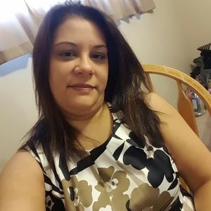 Meet your Posher, Denise