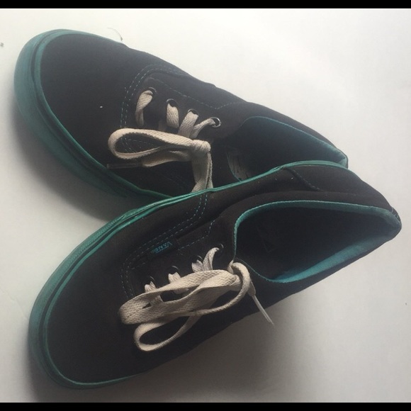 VANS BLUE AND BLACK - Picture 2 of 3