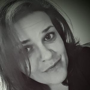 Meet your Posher, Angie