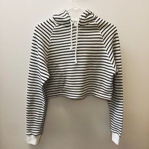 H&M Cropped Striped Sweater