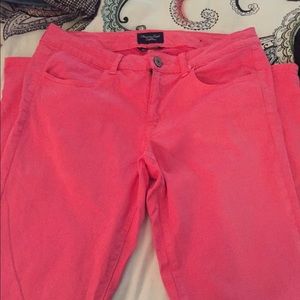 American Eagle Coral stretch pants
