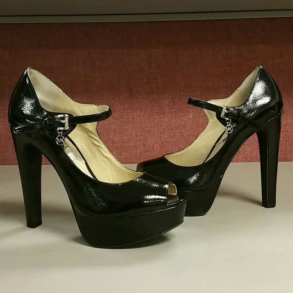 Michael Kors Patent Leather Peep Toe Heel Shoes