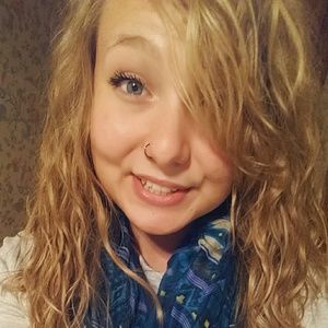 Meet your Posher, Faith