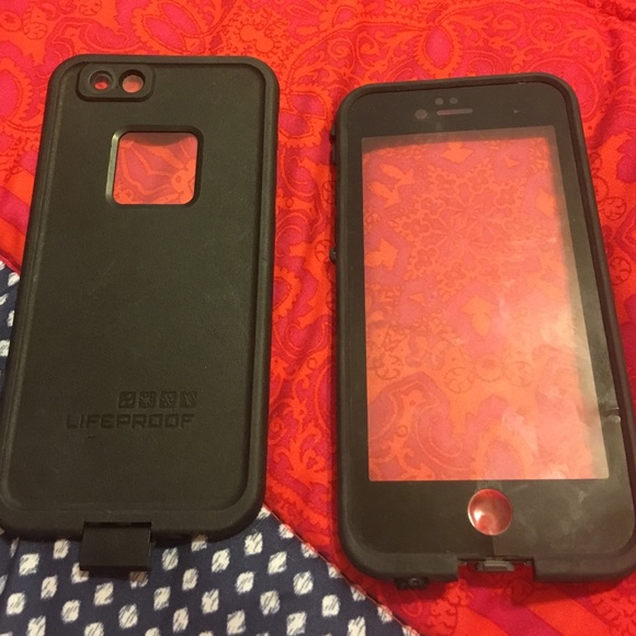 black I phone six life proof