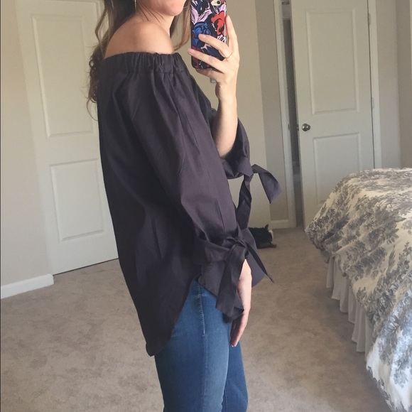 1️⃣ left! off the shoulder top - Picture 3 of 3