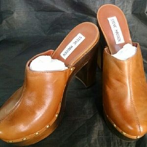 Brand New Steve Madden Luhna Platform Clogs 7M