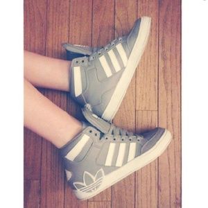 Adidas High Top Gray