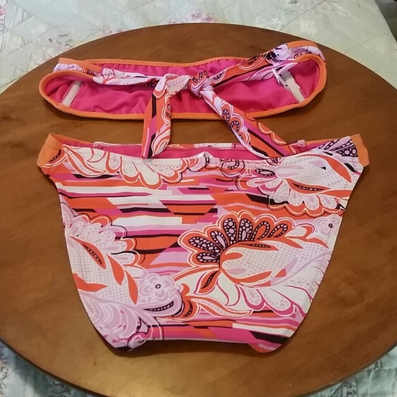 O.P. WOMEN'S 2 PIECE - Picture 2 of 2