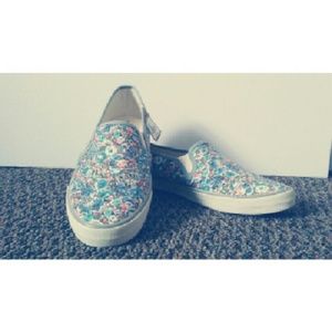Floral Slip On