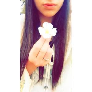 Meet your Posher, Samirah