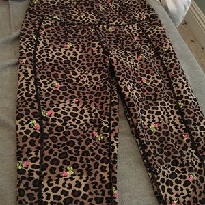 Leopard print Betsey Johnson gym leggings