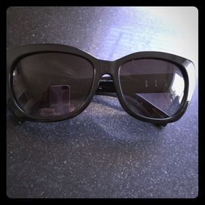 Black Coach sunglasses in nice condition with case
