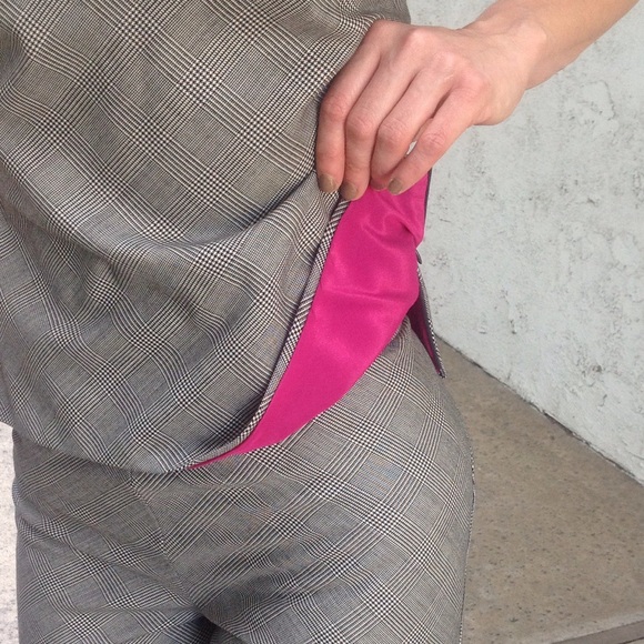 Gianni Versace Summer Suit Set - Picture 4 of 4