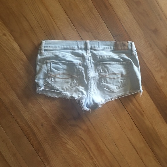 Abercrombie and Fitch shorts - Picture 2 of 2