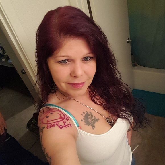 Meet your Posher, Tammy - Picture 1 of 1