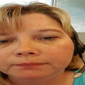 Meet your Posher, Denise