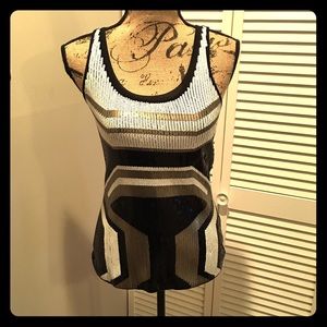 Sequin tank