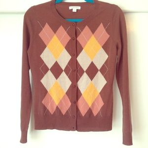 NEW YORK & COMPANY CHECKERED SWEATER