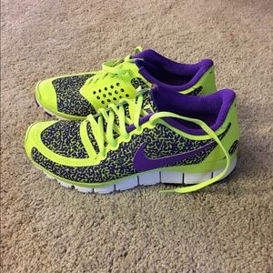 Neon cheetah print NIKE free