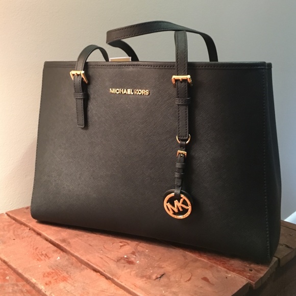 Michael Kors Jet Set Saffino Travel Tote
