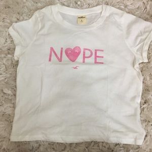 hollister "nope" graphic crop top