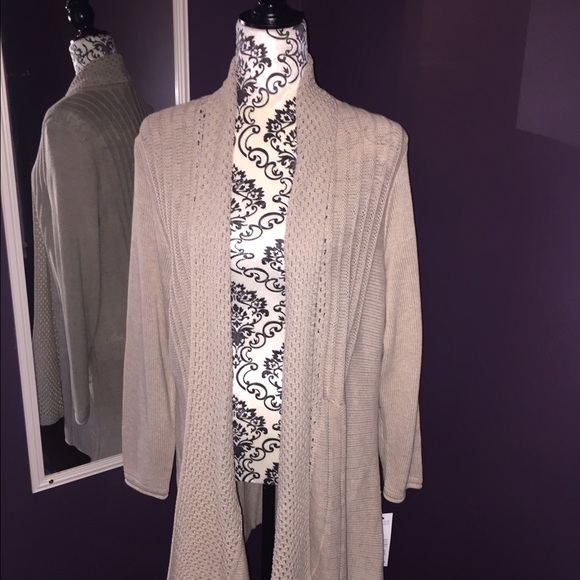 Knit sweater