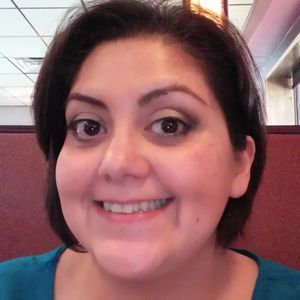 Meet your Posher, Lina