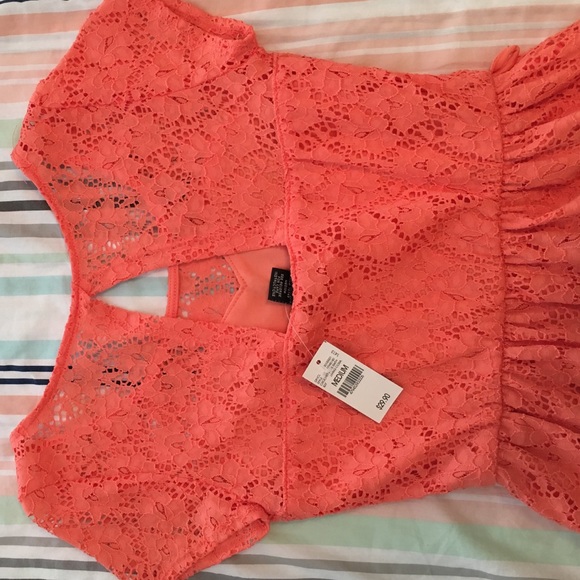 New! Floral lace patterned coral dress! - Picture 3 of 4