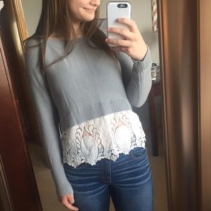 Grey American Eagle Sweater w/ Lace details💖