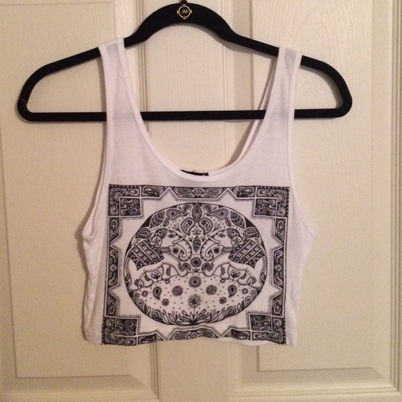 🌻Festival Coachella Boho Elephant Crop Top🌻