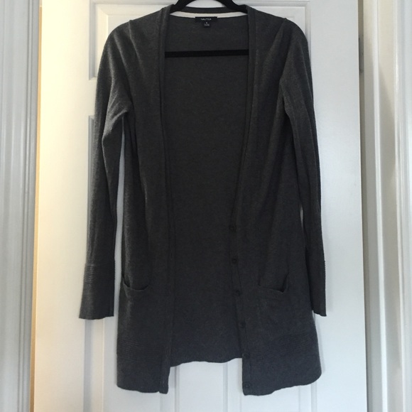 Lightweight sweater