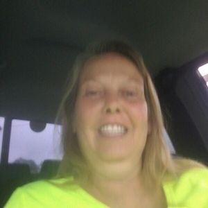 Meet your Posher, Gloria