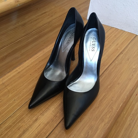 Guess Carrie Pumps Black Leather