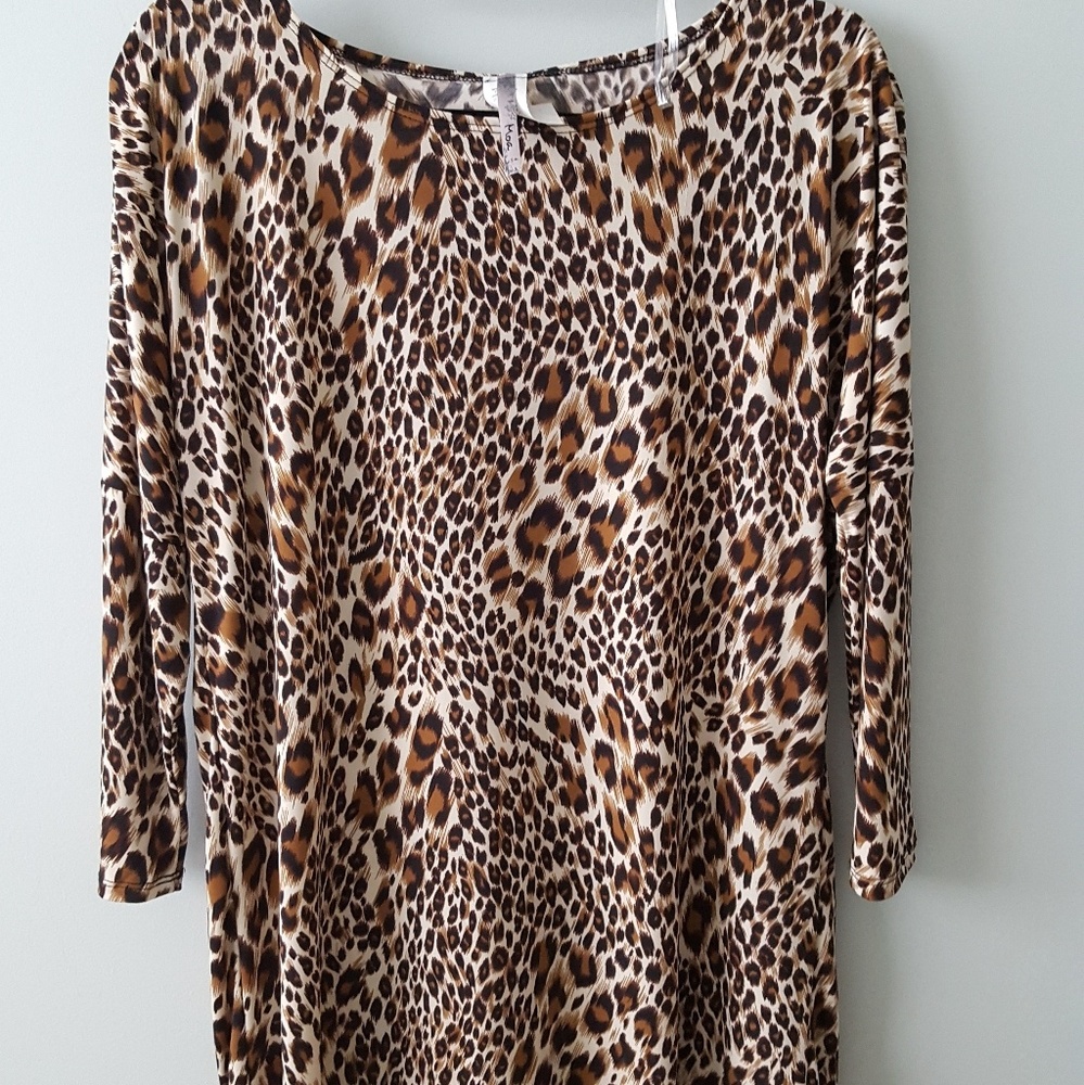 LAST ONE! Wildlife pullover tunic