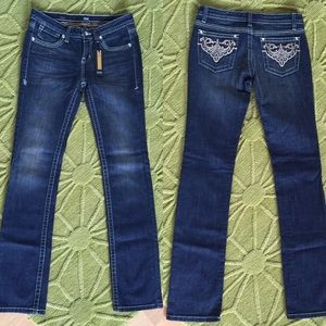 NWT Straight Leg Rhinestone Jeans👖