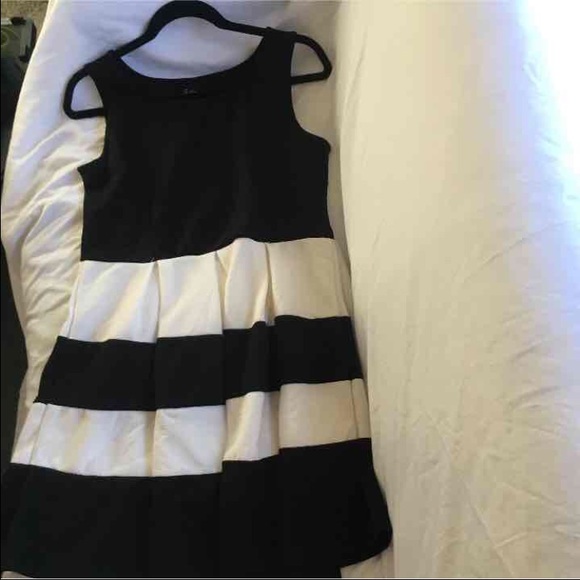Cute black and white dress