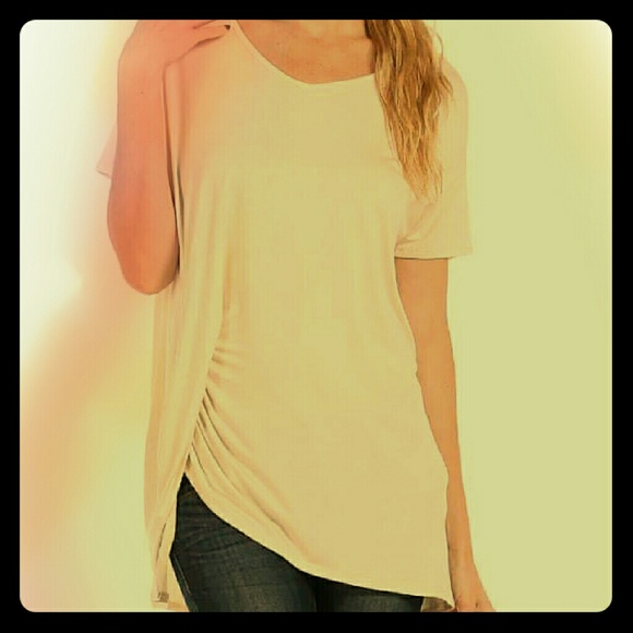 LAST ONE!! symmetrical ruched knit v neck tunic