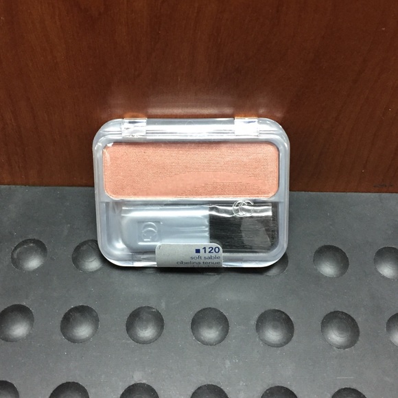 Cover Girl make-up bundle.