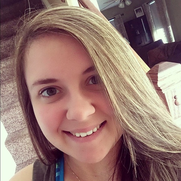 Meet your Posher, Dani