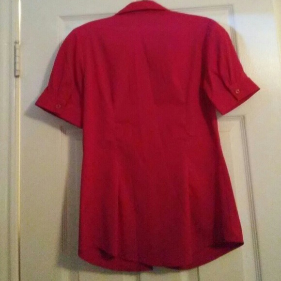 ☀Red button down-NWOT - Picture 3 of 4