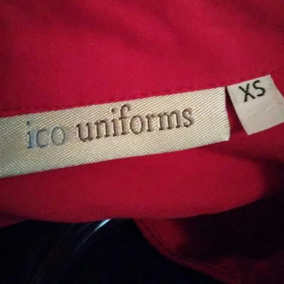 ☀Red button down-NWOT - Picture 4 of 4