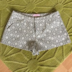 Anthropologie Lulumari Aztec Design Shorts