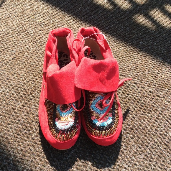 Dollhouse Velvet Beaded Booties