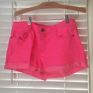 *SOLD* L.e.i neon pink shorts
