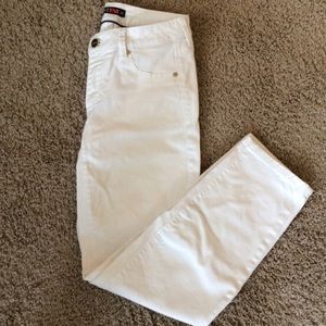 WHITE CIGARETTE JEAN