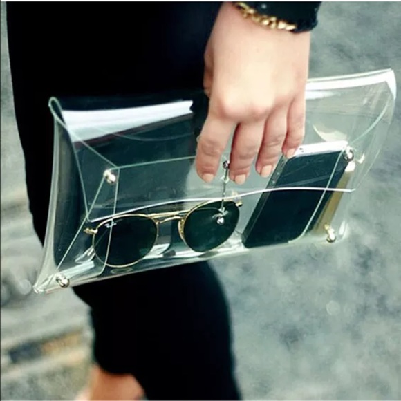 clear envelope clutch!