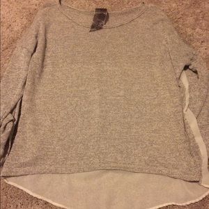 Beige/ivory 3/4 flow-y top
