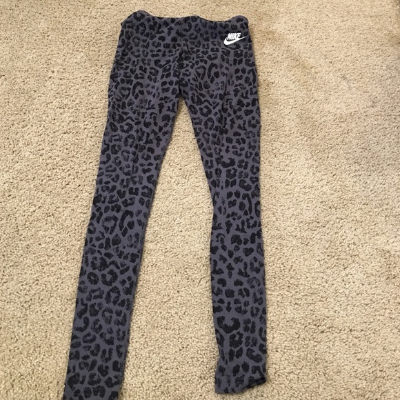 Nike leggings