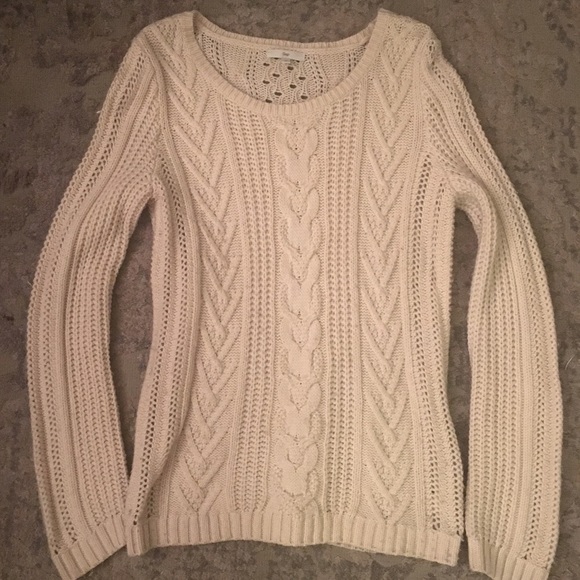 Gap ivory cable sweater