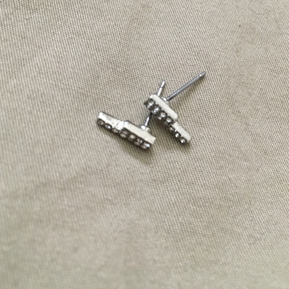 Silver tone and CZ earnings - Picture 2 of 4